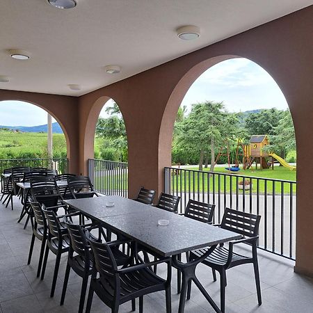 Posestvo Rouna - Winery And Apartments Vipava Zewnętrze zdjęcie